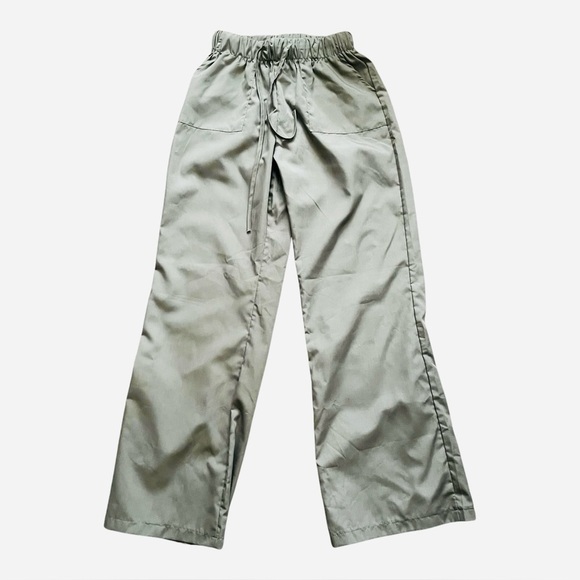 ASOS DESIGN casual parachute gray cargo pants M wide leg front pockets - Picture 1 of 9